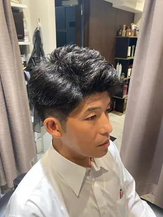 ショート 小野 大輔のヘアスタイル