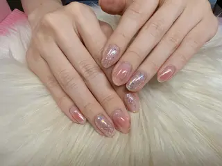 ネイル Amoureuse Satomiのネイルデザイン