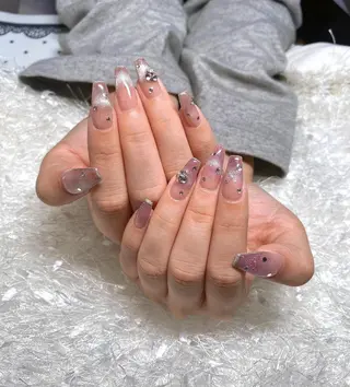 ネイル Nail&eye Belire 新宿のネイルデザイン