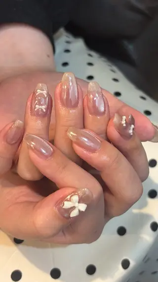 ネイル ˖ ࣪⊹GRACE モモ✩⡱のネイルデザイン