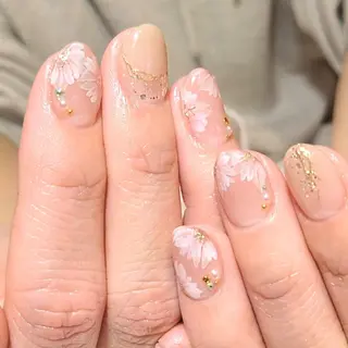 ネイル Nail salon LEVALOレヴァロのネイルデザイン