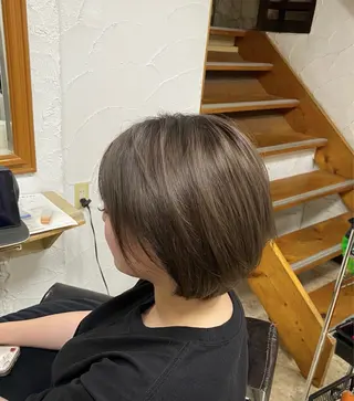 カラー 山本 ひかりのヘアスタイル