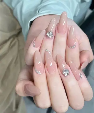 ネイル D-BEAUTY Nailsalonのネイルデザイン