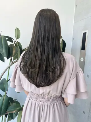 ロング カラー パーマ ヘアアレンジ 透明感/オリーブ/ グレージュ/YUKAのヘアスタイル