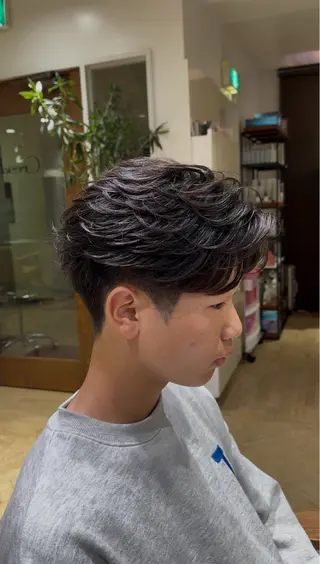 ショート メンズ メンズ特化/フェザー パーマ 和哉のヘアスタイル