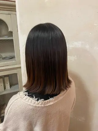 ミディアム 井上 日菜乃のヘアスタイル