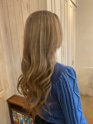 ロング 井上 日菜乃のヘアスタイル