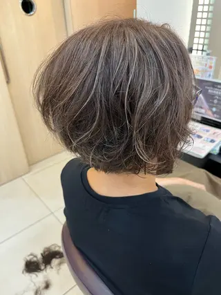 ショート カラー トータルビューティー K:R鶴川のヘアスタイル