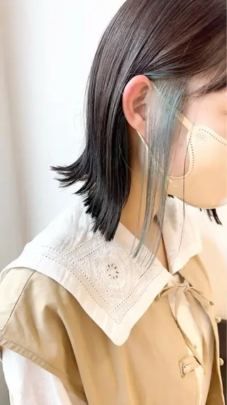 ミディアム カラー パーマ ヘアアレンジ メンズ キッズ ネイル マツエク・マツパ アイブロウ レイヤーカット／顔周 りカット/縮毛矯正のヘアスタイル