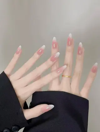 ネイル Hana Bloom Nail 練習モデルのネイルデザイン