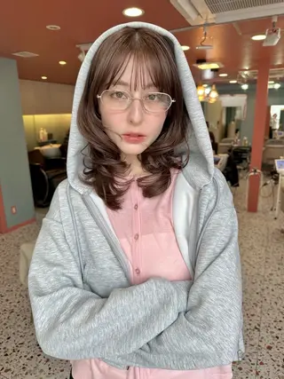 ミディアム カラー トレンドヘア🌿 chinariのヘアスタイル