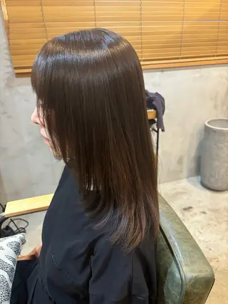 ミディアム • ユリナのヘアスタイル