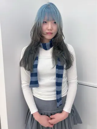 ロング カラー IDE AYANEのヘアスタイル