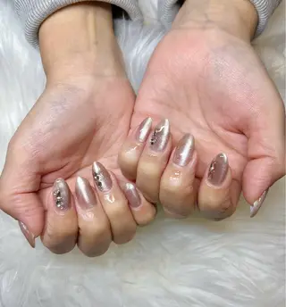 ネイル CHARME 🤎〔RINA〕のネイルデザイン
