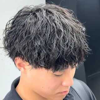 パーマ メンズ 🐲原宿、渋谷/メン ズ特化/パーマ、縮毛のヘアスタイル