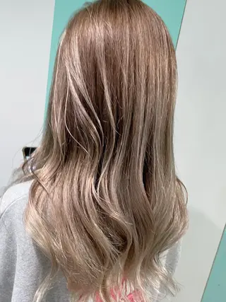 ロング 原 千景のヘアスタイル