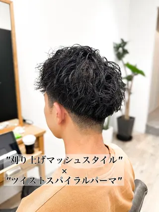 パーマ メンズ ブリーチカラー🔥 パーマ【佐々木凌平】のヘアスタイル