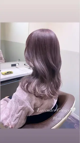 セミロング カラー 〻ツヤハイトーン🩰 🤍HARUCAのヘアスタイル