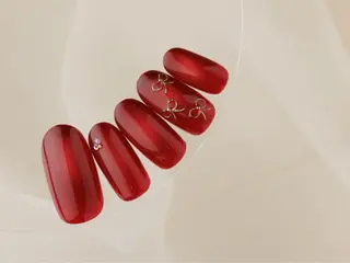 セミロング 月、水、木限定 和泉樹理のネイルデザイン