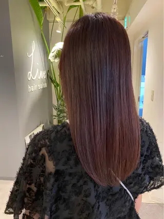 ロング カラー 佐藤 彩弥のヘアスタイル