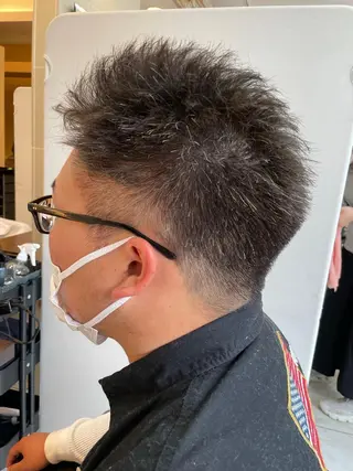 ショート 新籾 尚哉のヘアスタイル