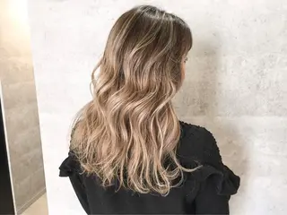 ロング KYOKO 【Bear】のヘアスタイル