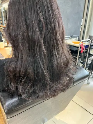 セミロング カラー ヘアアレンジ キッズ ネイル マツエク・マツパ アイブロウ 透明感カラー🤎 ゆりのヘアスタイル