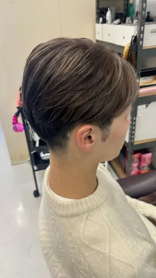 カラー メンズ 保科 椎奈のヘアスタイル
