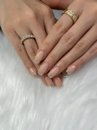 ネイル 鈴木 愛のネイルデザイン