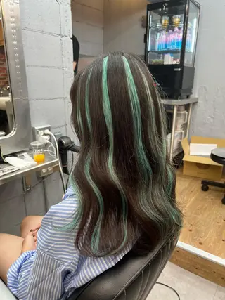 セミロング ❤️‍🔥シールエク ＋カラー京❤️‍🔥のヘアスタイル