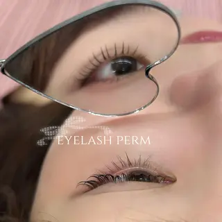 マツエク・マツパ Bianca川越西口 Sena／束感の眉毛・アイブロウイメージ