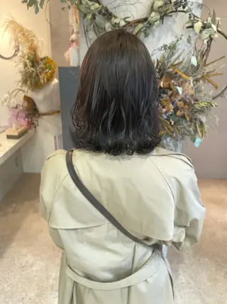 ミディアム カラー mu ku.のヘアスタイル