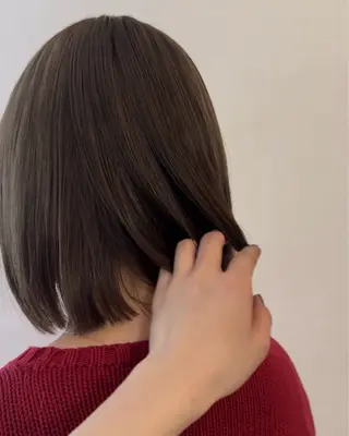 ミディアム ハロウ momonaのヘアスタイル