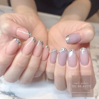 ネイル .. momoko🕊のネイルデザイン