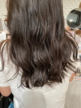 ロング 京谷 日向のヘアスタイル
