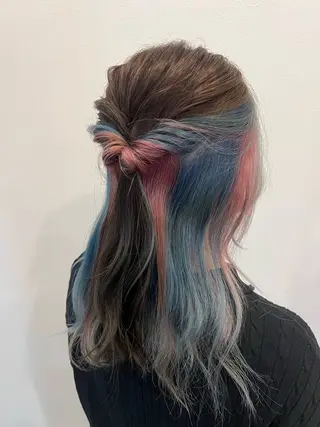 ミディアム カラー LiTA 友田未来のヘアスタイル