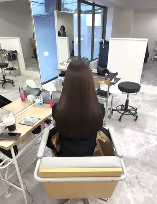 ロング 水尻 佑奈のヘアスタイル