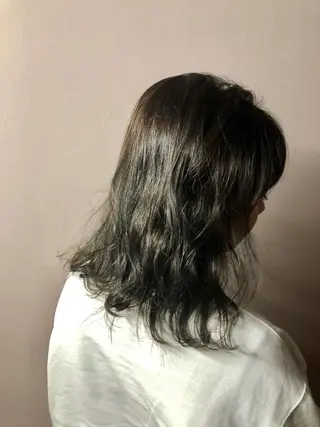 ミディアム カラー 店長 小池アキトのヘアスタイル