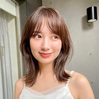 ミディアム カラー 内野 龍海 / レイヤーカットのヘアスタイル