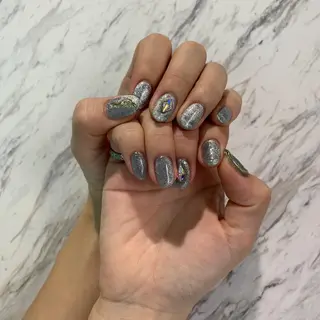 ネイル ガレンドウ 白澤 愛子のネイルデザイン