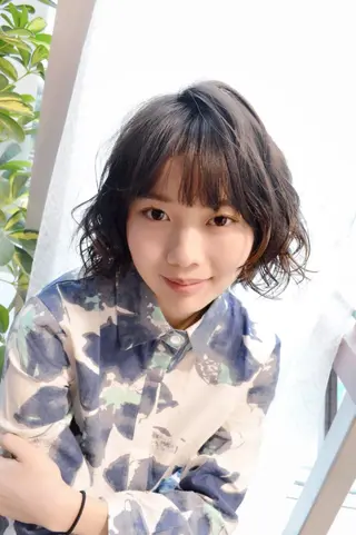 ミディアム パーマ 星 沙織のヘアスタイル
