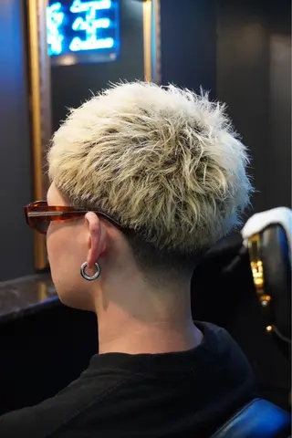 ショート メンズ 名郷 偉織　　メンズカットのヘアスタイル