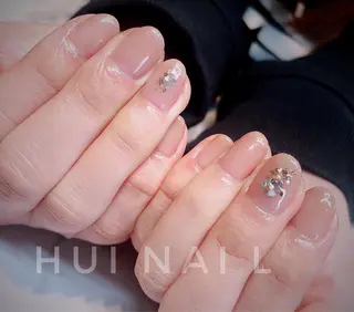 ミディアム めぐみのネイルサロン スタッフ練習のネイルデザイン