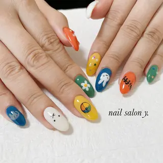 ネイル nailsalon y.のネイルデザイン