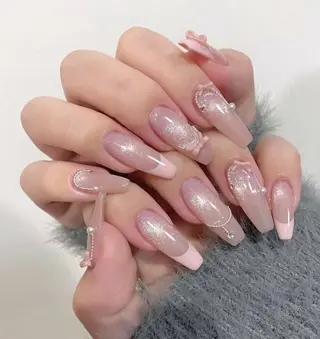 カラー AIN Nailのネイルデザイン