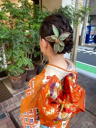 ミディアム 早稲田 千尋のヘアスタイル