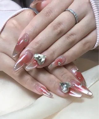 ネイル LR.ONE ヨウのネイルデザイン