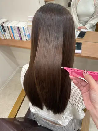 ロング 鈴木 梨瑚のヘアスタイル
