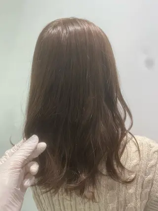セミロング カラー パーマ ヘアアレンジ ネイル マツエク・マツパ 韓国風ベージュ🤎 赤みなし🌿横浜🤎のヘアスタイル
