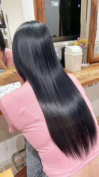 ロング カラー コトミ【メンズ】 【曲がる縮毛矯正】のヘアスタイル